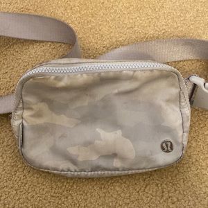 Lululemon belt bag